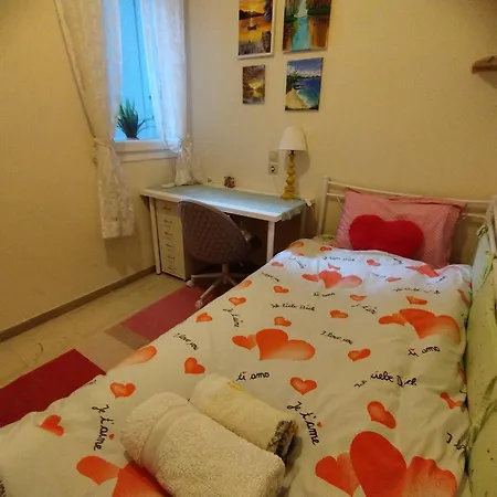 Irene's Cozy * Volos