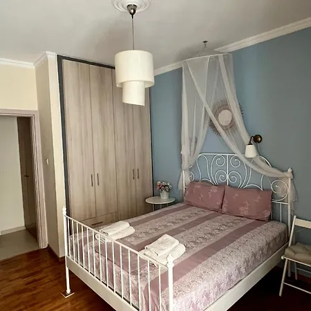 Irene's Cozy Volos